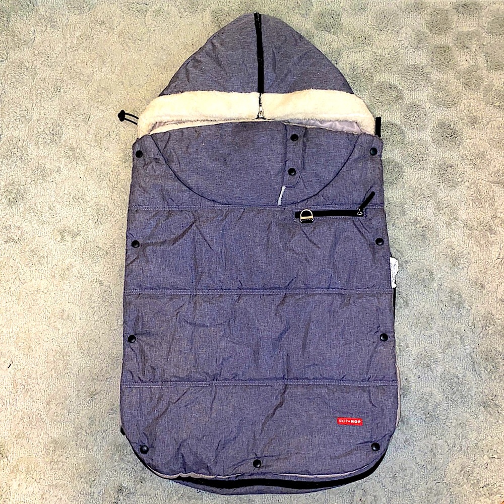 Skip Hop Footmuff , gray all seasons